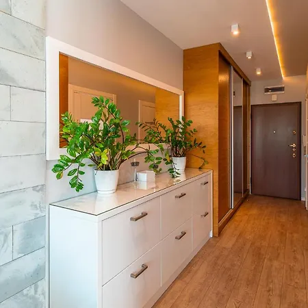 Old Town Standard Apartment By Bookinghost-2